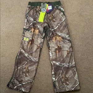 Boys medium hunting pants